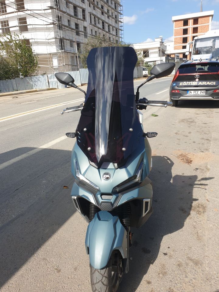 Sym Adx 125 Ön Cam 2023-2025 Model 70cm