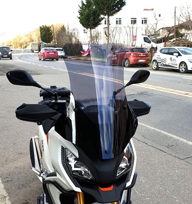 MOTOCAM Peugeot XP 400 Ön Cam 2023-2026 Model 61cm Füme Renkli 4mm ORTA BOYLU