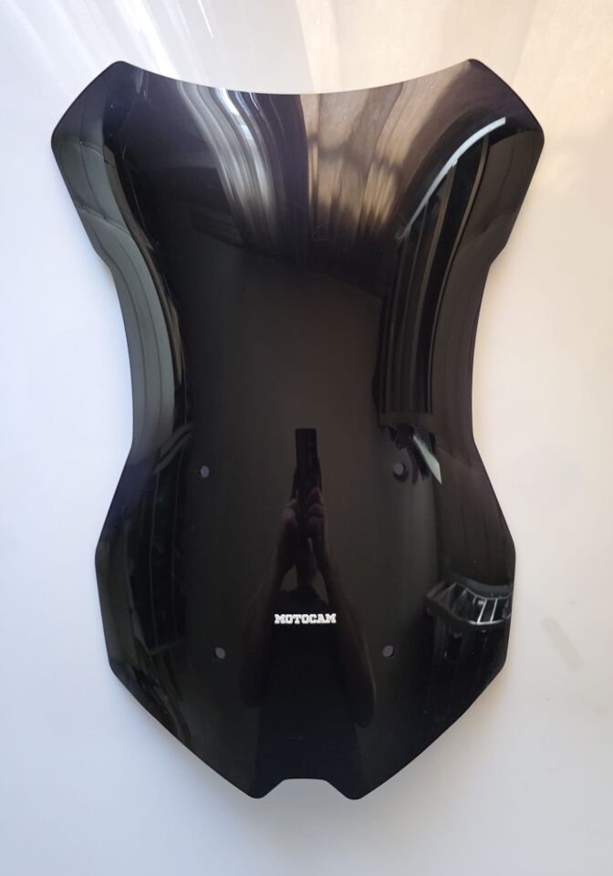 MOTOCAM KTM 1290 Super Duke GT Ön Cam 2019-2024 Model 57cm Siyah Renkli 4mm