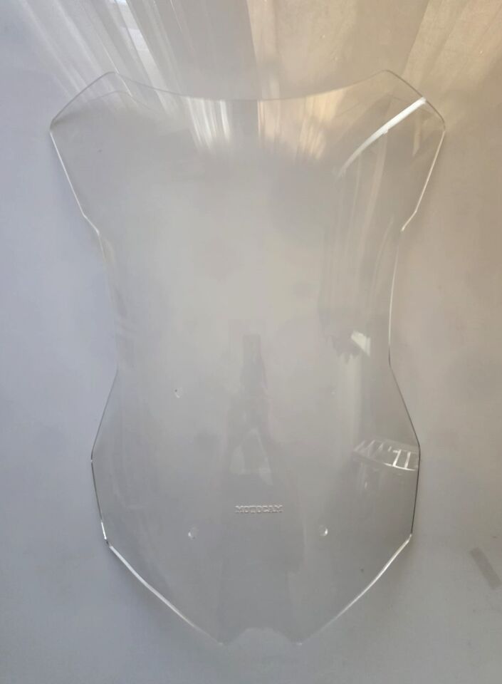 MOTOCAM KTM 1290 Super Duke GT Ön Cam 2019-2024 Model 57cm Şeffaf Renkli 4mm