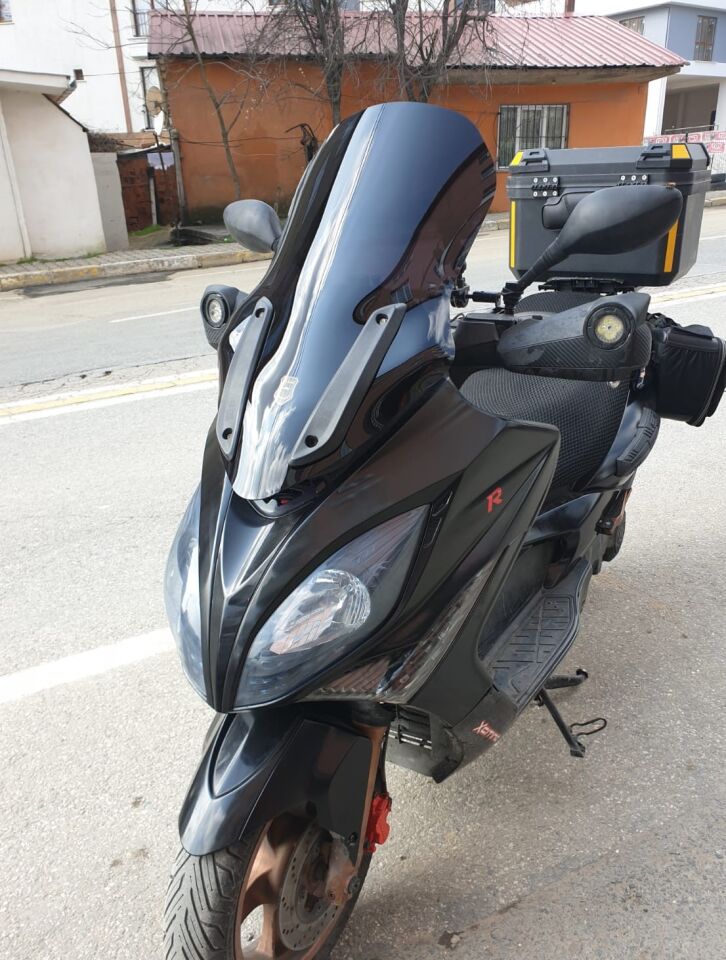 MOTOCAM Kymco Xciting 400 İ Ön Cam 2008-2017 Model 72cm Siyah Renkli 4mm UZUN