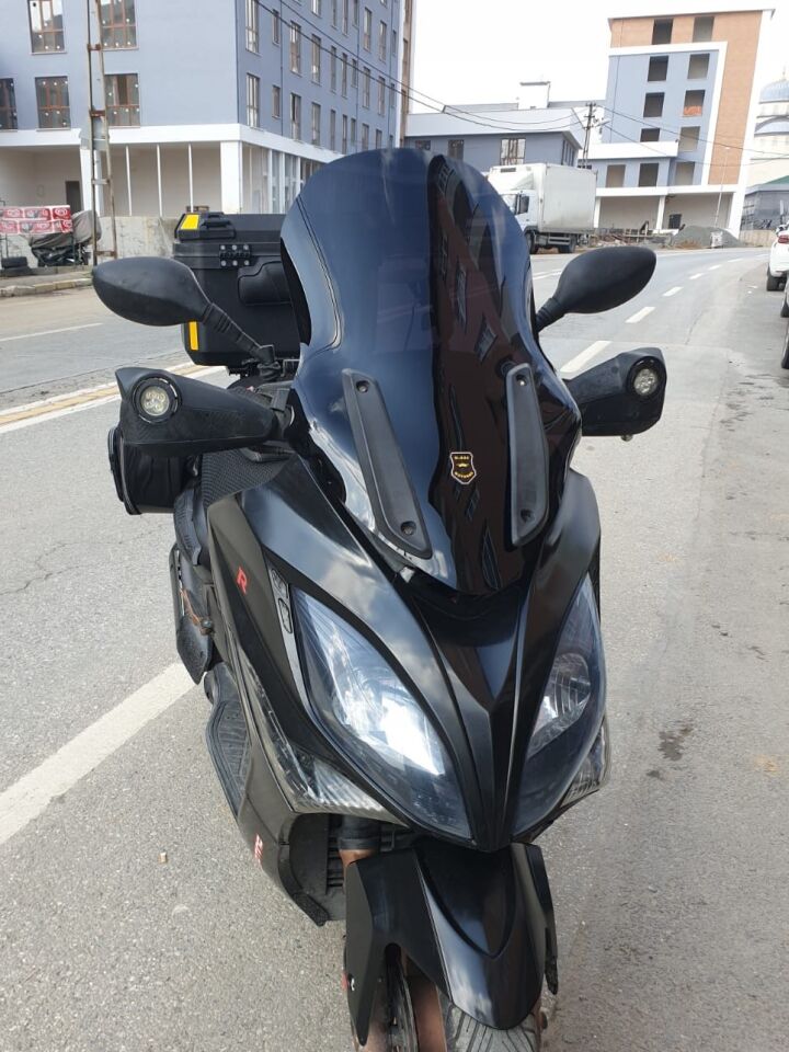 MOTOCAM Kymco Xciting 400 İ Ön Cam 2008-2017 Model 72cm Siyah Renkli 4mm UZUN
