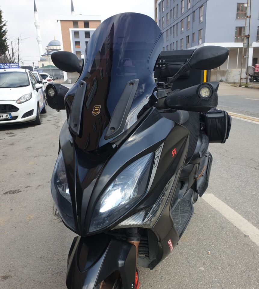 MOTOCAM Kymco Xciting 400 İ Ön Cam 2008-2017 Model 72cm Siyah Renkli 4mm UZUN