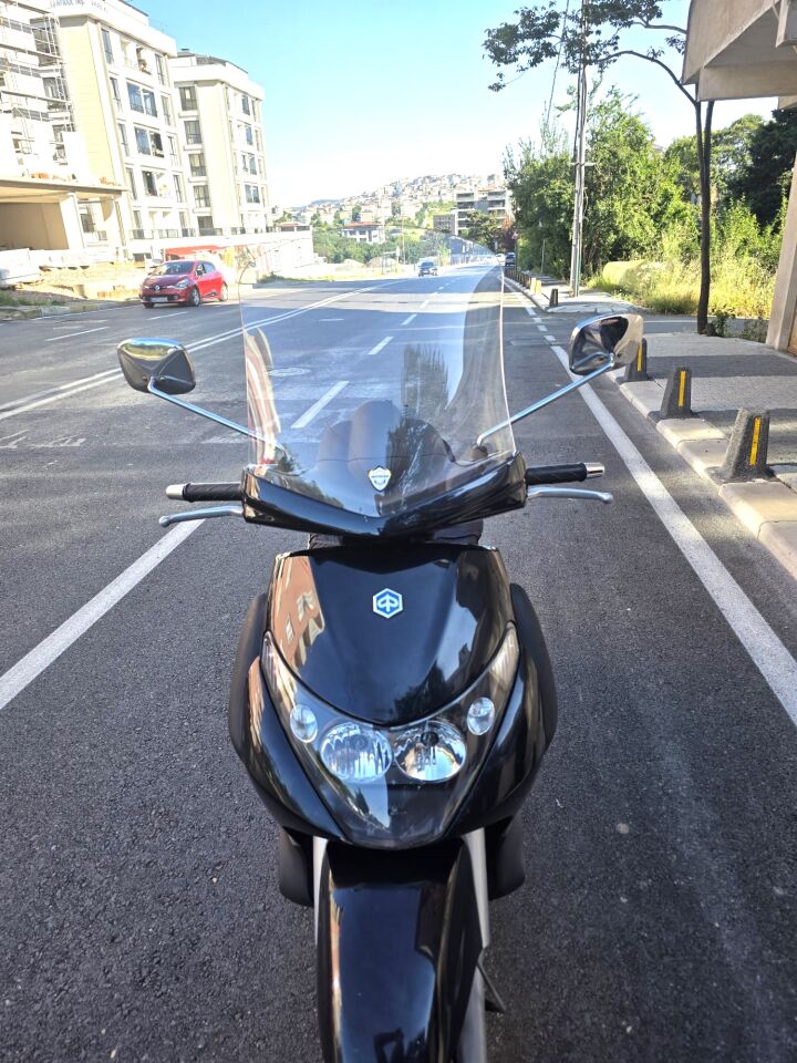 MOTOCAM Piaggio Beverly 250 Ön Cam 2005-2007 Model 44cm Şeffaf Renkli 4mm