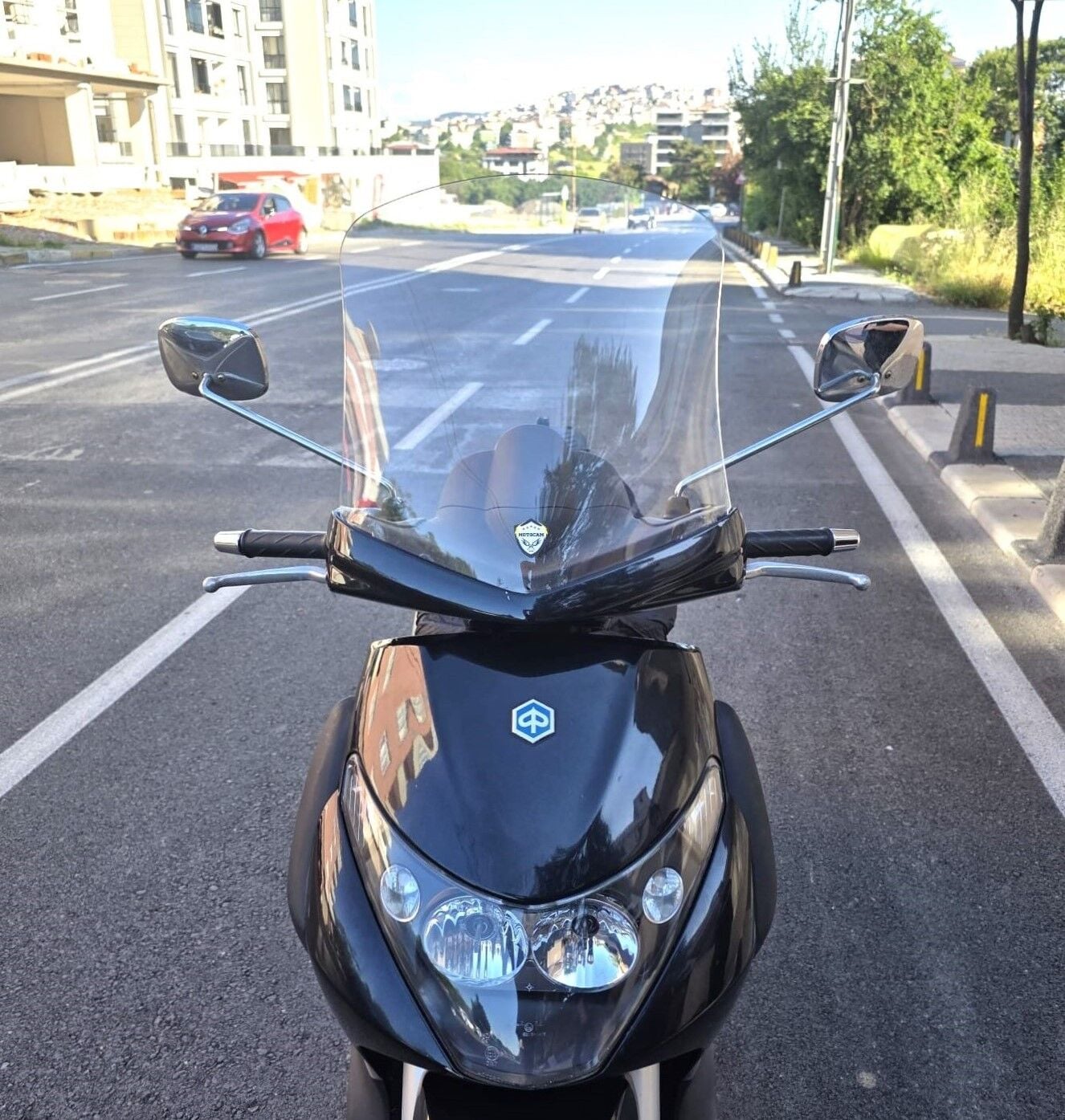 MOTOCAM Piaggio Beverly 250 Ön Cam 2005-2007 Model 44cm Şeffaf Renkli 4mm