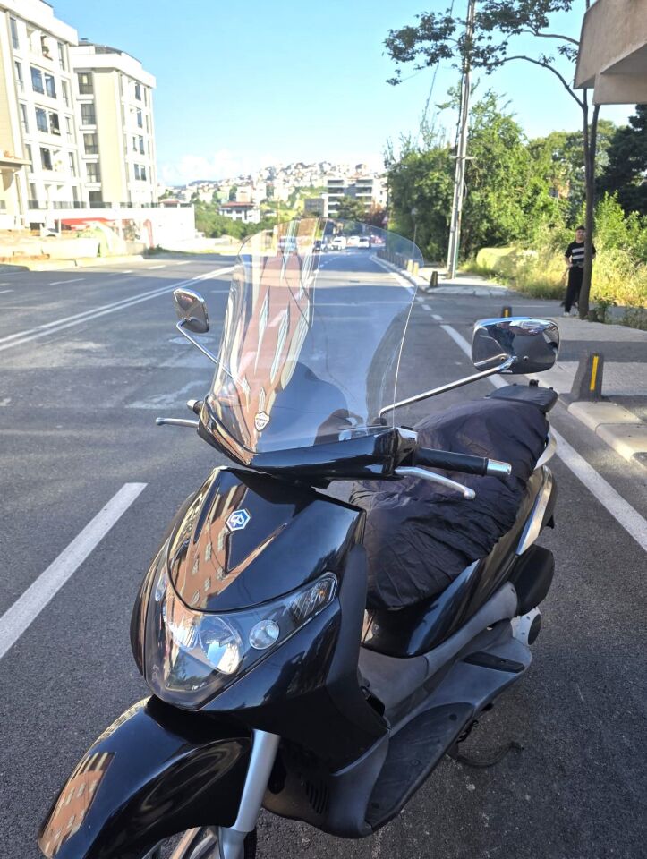 MOTOCAM Piaggio Beverly 250 Ön Cam 2005-2007 Model 44cm Şeffaf Renkli 4mm