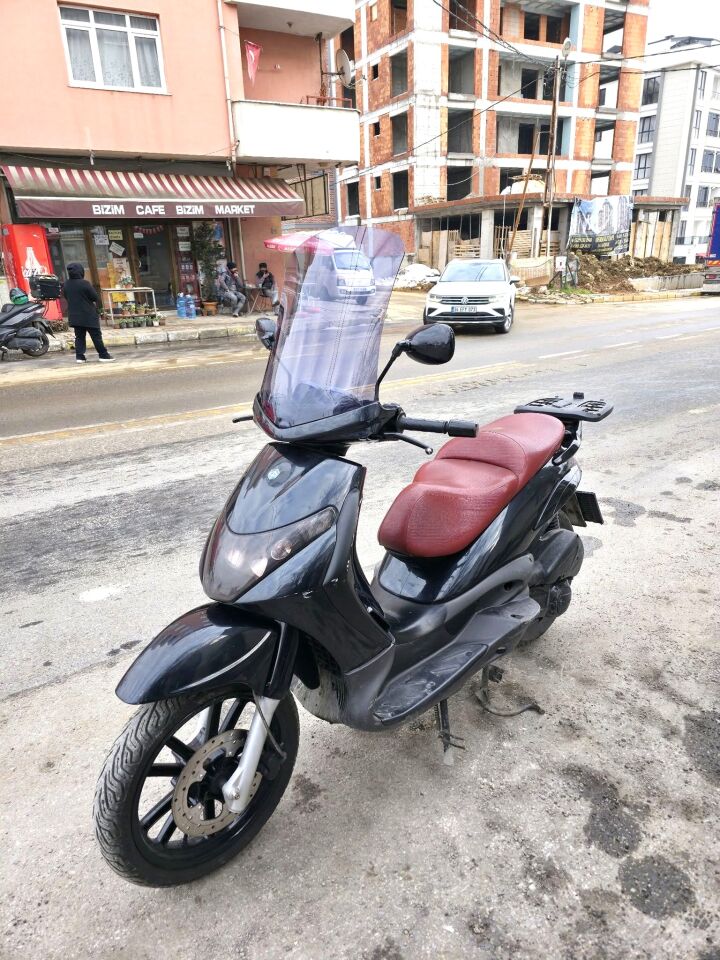 MOTOCAM Piaggio Beverly 250 Ön Cam 2005-2007 Model 53cm Füme Renkli 4mm UZUN