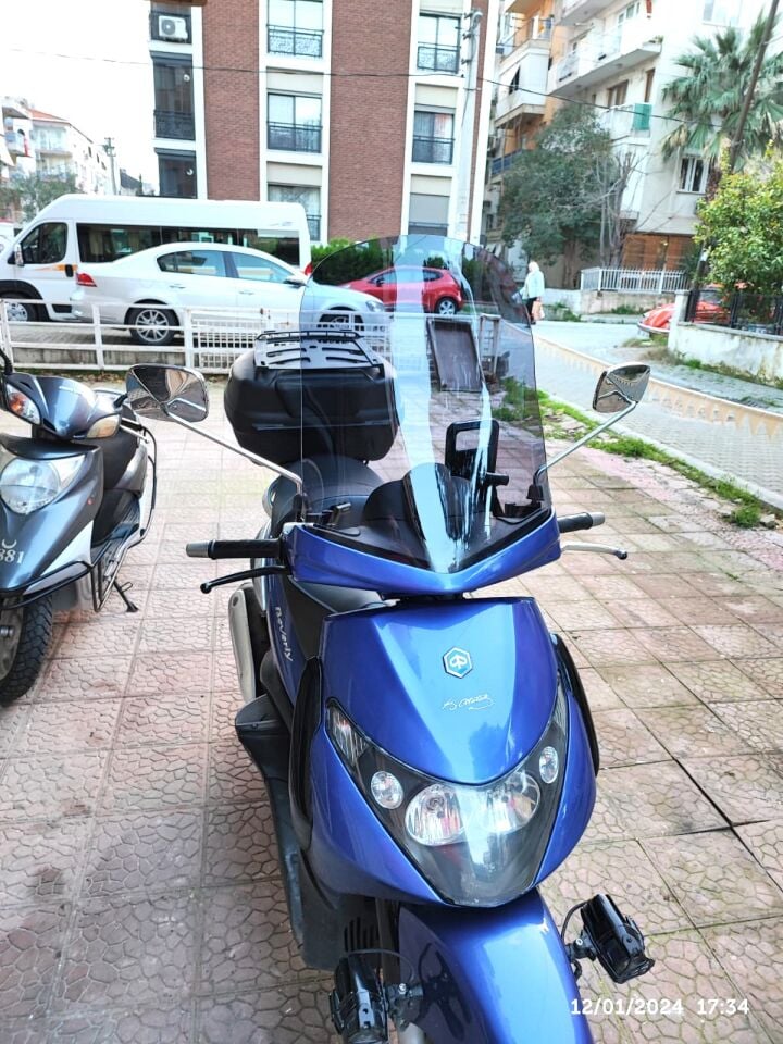 MOTOCAM Piaggio Beverly 250 Ön Cam 2005-2007 Model 53cm Füme Renkli 4mm UZUN