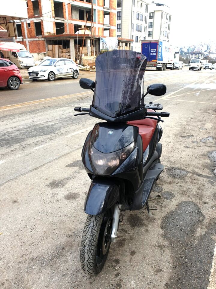 MOTOCAM Piaggio Beverly 250 Ön Cam 2005-2007 Model 53cm Siyah Renkli 4mm UZUN