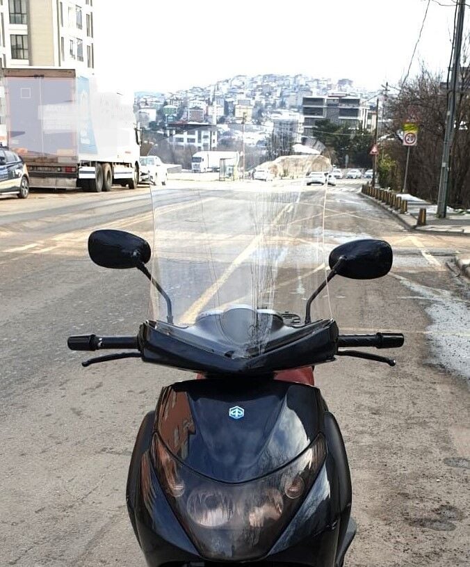 MOTOCAM Piaggio Beverly 250 Ön Cam 2005-2007 Model 53cm Şeffaf Renkli 4mm UZUN