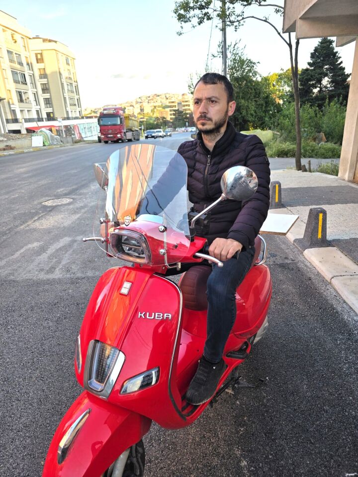 MOTOCAM Küba Az 50 Ön Cam 2023-2026 Model 42cm Şeffaf Renkli  APARATSIZ