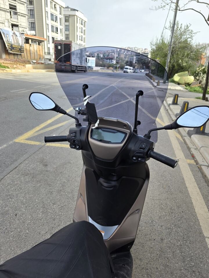 MOTOCAM Piaggio Medley S 150 Ön Cam 2021-2025 Model 54cm Füme Renkli APARATSIZDIR
