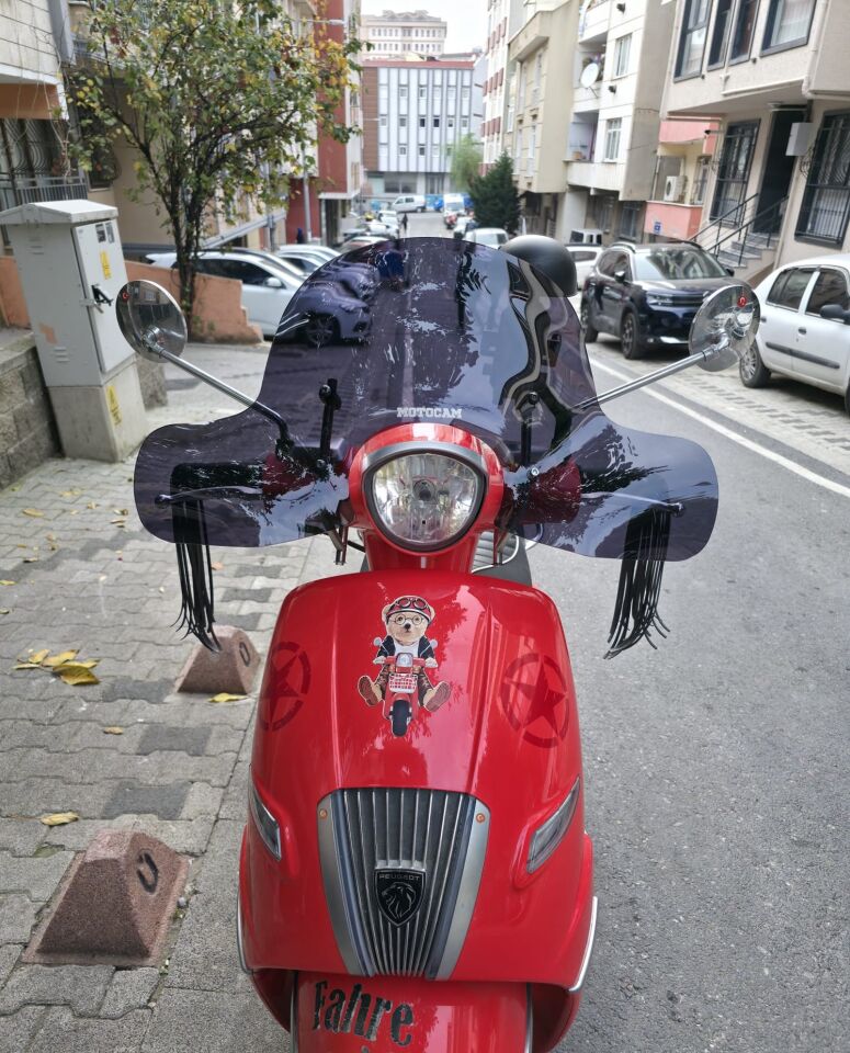 MOTOCAM Arora Malibu 125 Ön Cam 2017-2026 Model 39cm Siyah Renkli 4mm Elcikli APARATSIZ