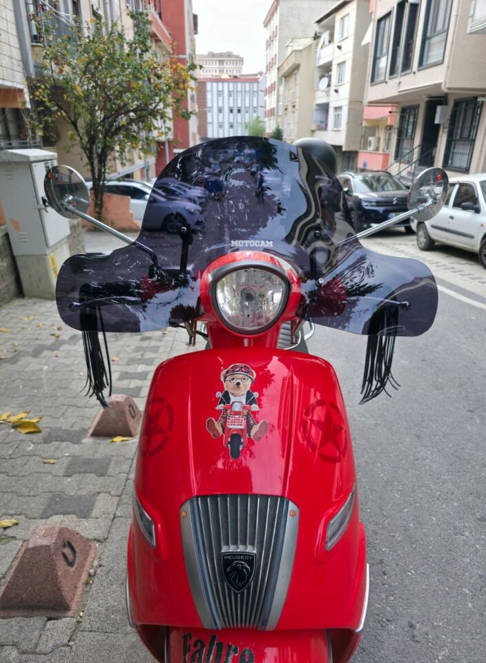 MOTOCAM Arora Malibu 125 Ön Cam 2017-2026 Model 39cm Siyah Renkli 4mm Elcikli APARATSIZ