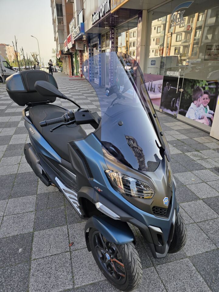 MOTOCAM Piaggio MP3 530 Ön Cam 2023-2026 Model 72cm Füme Renkli 4mm UZUN