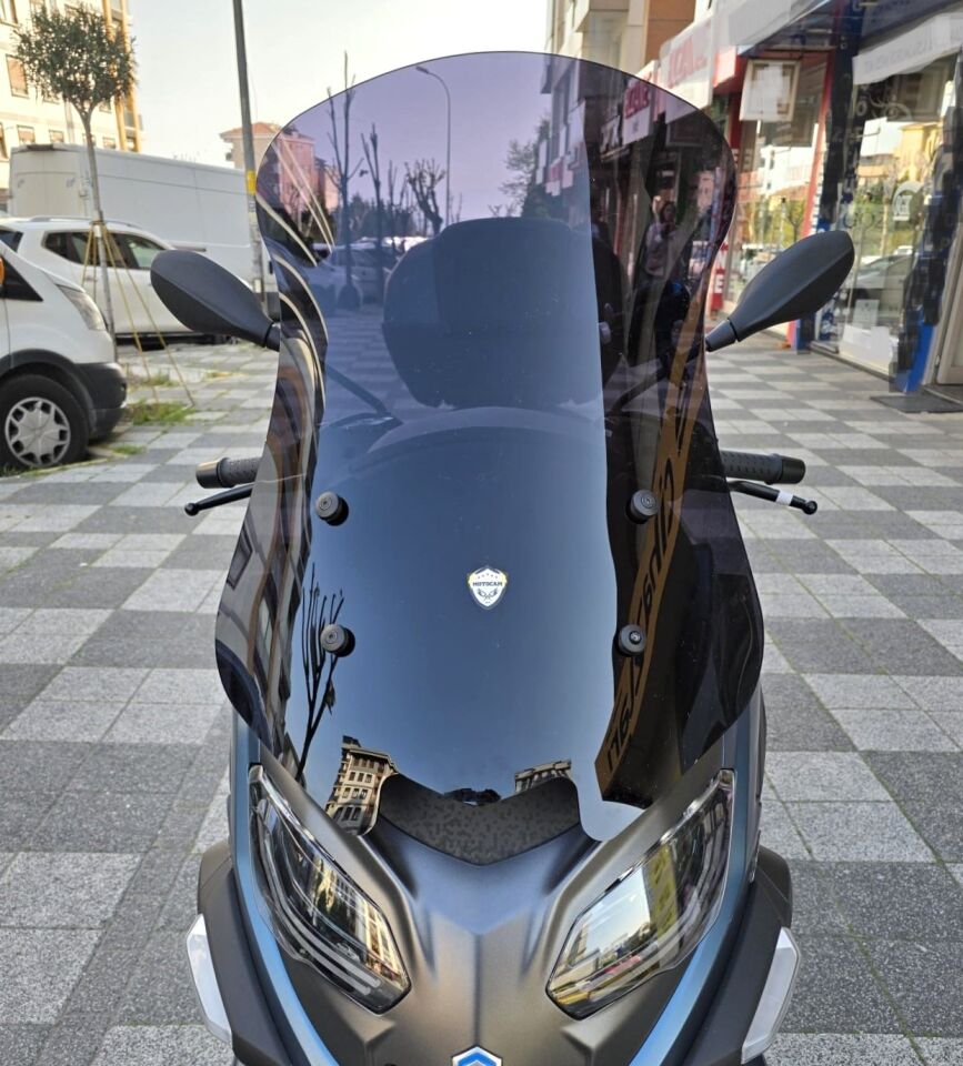 MOTOCAM Piaggio MP3 530 Ön Cam 2023-2026 Model 72cm Siyah Renkli 4mm UZUN