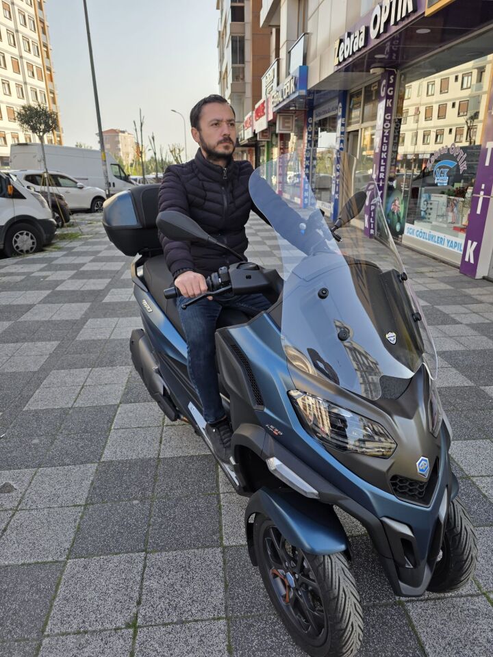 MOTOCAM Piaggio MP3 530 Ön Cam 2023-2026 Model 72cm Şeffaf Renkli 4mm UZUN