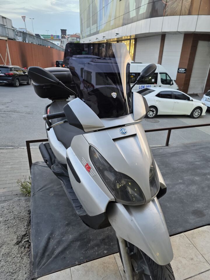 MOTOCAM Piaggio X7 Ön Cam 2007-2012 Model 43cm Siyah Renkli 4mm