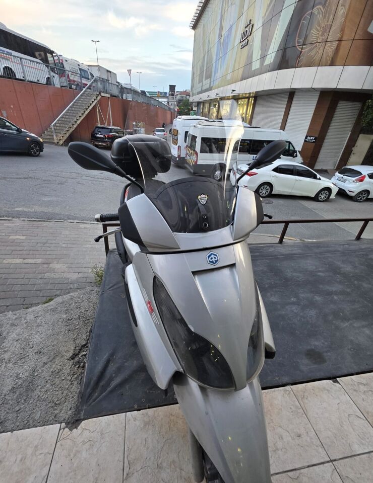 MOTOCAM Piaggio X7 Ön Cam 2007-2012 Model 43cm Şeffaf Renkli 4mm