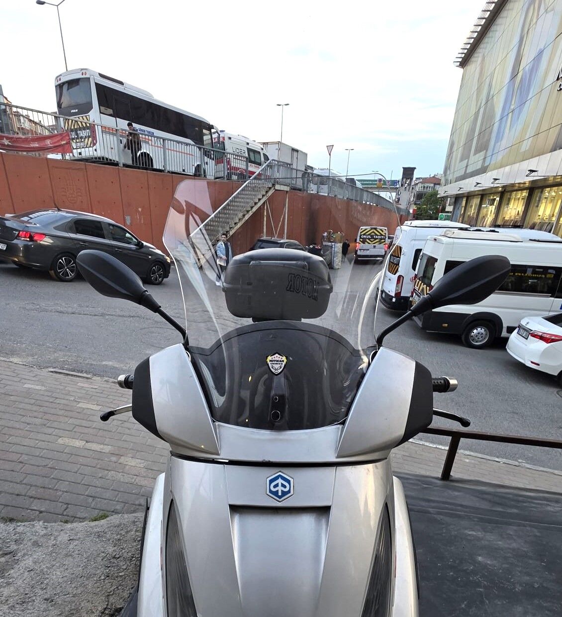 MOTOCAM Piaggio X7 Ön Cam 2007-2012 Model 43cm Şeffaf Renkli 4mm