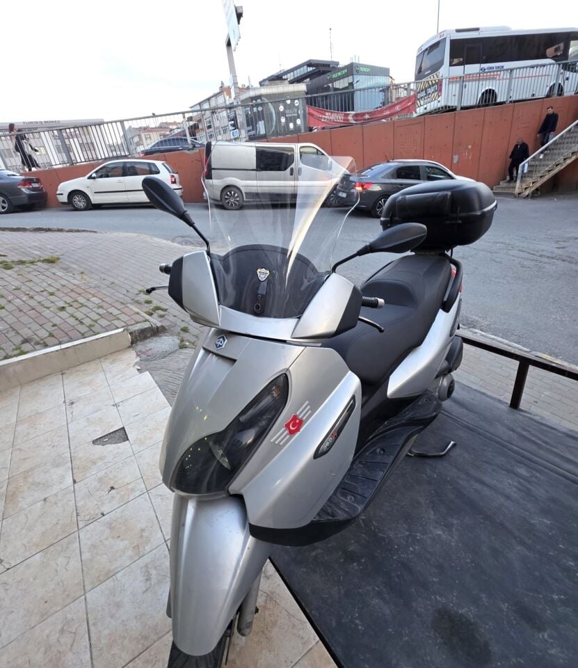 MOTOCAM Piaggio X7 Ön Cam 2007-2012 Model 43cm Şeffaf Renkli 4mm