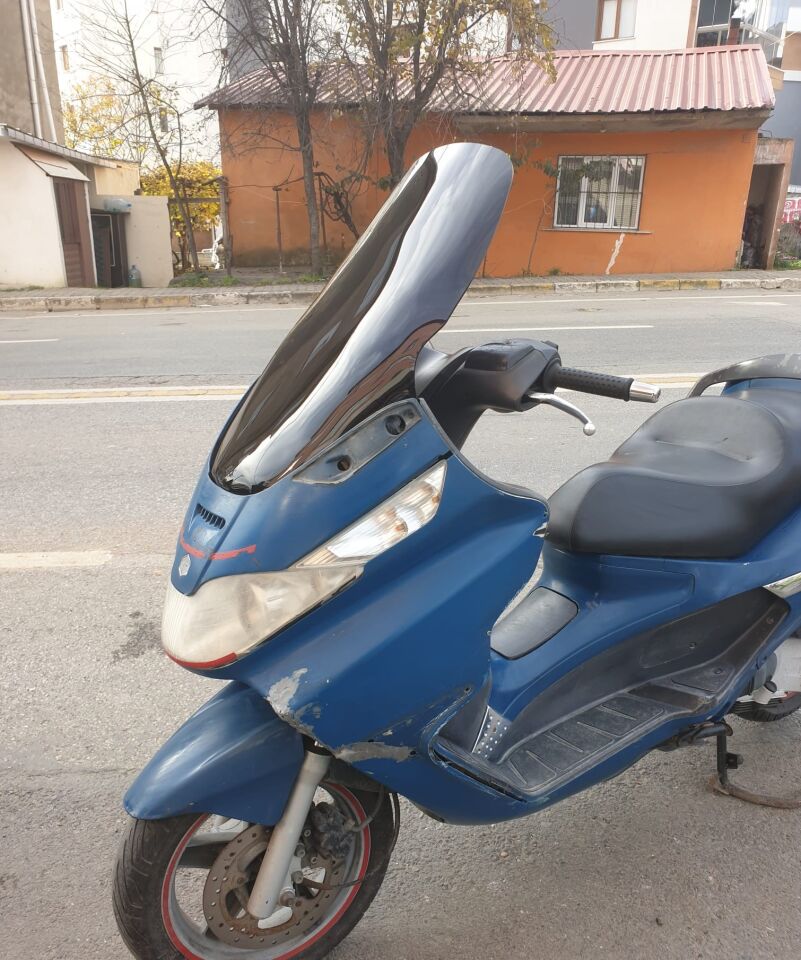 MOTOCAM Piaggio X8 200 Ön Cam 2004-2006 Model 58cm Siyah Renkli 4mm