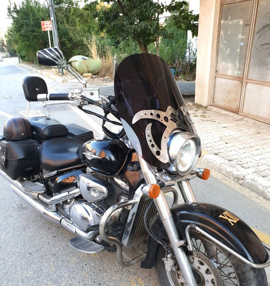 MOTOCAM Suzuki VL 800 Ön Cam 2004-2016 Model 61cm Siyah Renkli 4mm APARATSIZDIR