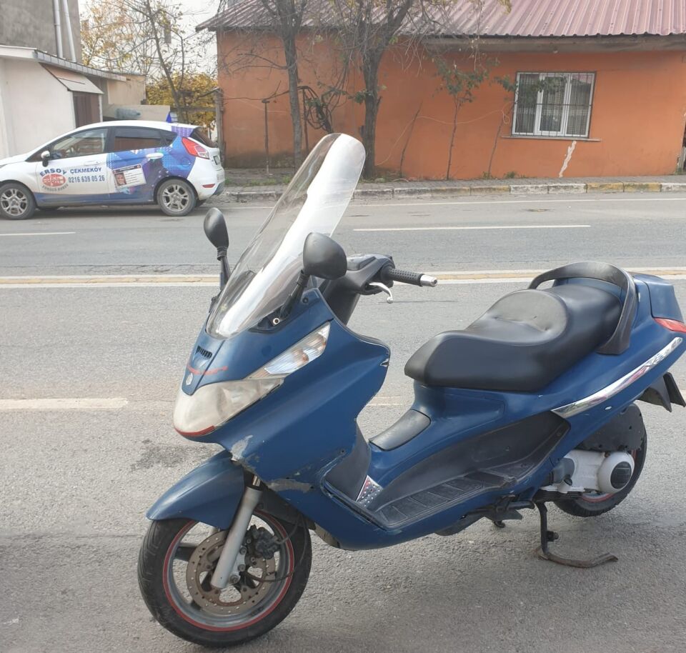 MOTOCAM Piaggio X8 200 Ön Cam 2004-2006 Model 70cm Şeffaf Renkli 4mm