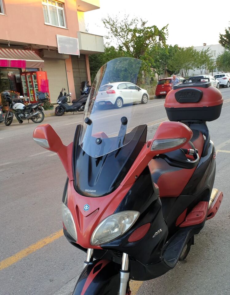 MOTOCAM Piaggio X9 250 Ön Cam 2004-2006 Model 49cm Şeffaf Renkli 4mm