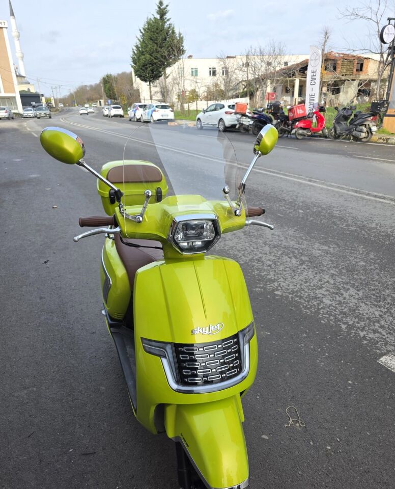 MOTOCAM Apachi Beauty 125 Ön Cam 2024-2026 Model 38cm Şeffaf Renkli 4mm APARATSIZ