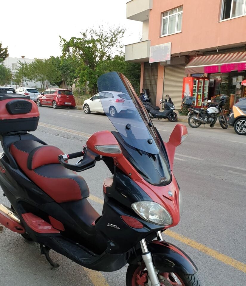 MOTOCAM Piaggio X9 250 Ön Cam 2004-2006 Model 49cm Füme Renkli 4mm