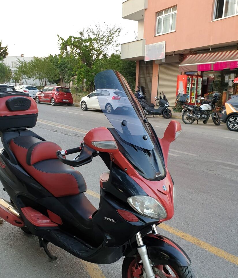 MOTOCAM Piaggio X9 250 Ön Cam 2004-2006 Model 49cm Füme Renkli 4mm