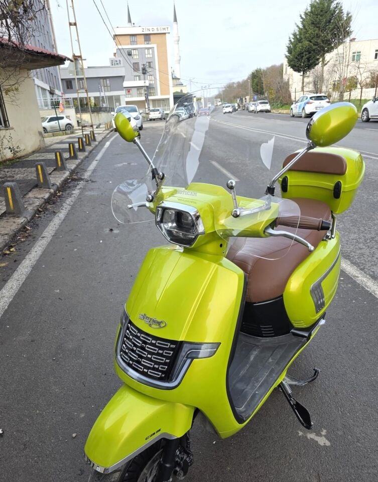 MOTOCAM Apachi Beauty 50 Ön Cam 2024-2026 Model 37cm Şeffaf Renkli 4mm Elcikli APARATSIZ