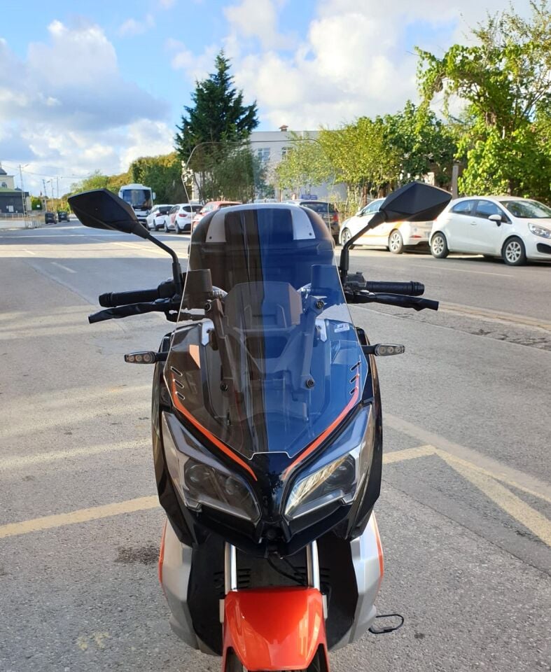 MOTOCAM QJ ATR 125 Ön Cam 2023-2026 Model 65cm Şeffaf Renkli 4mm ORTA BOYLU