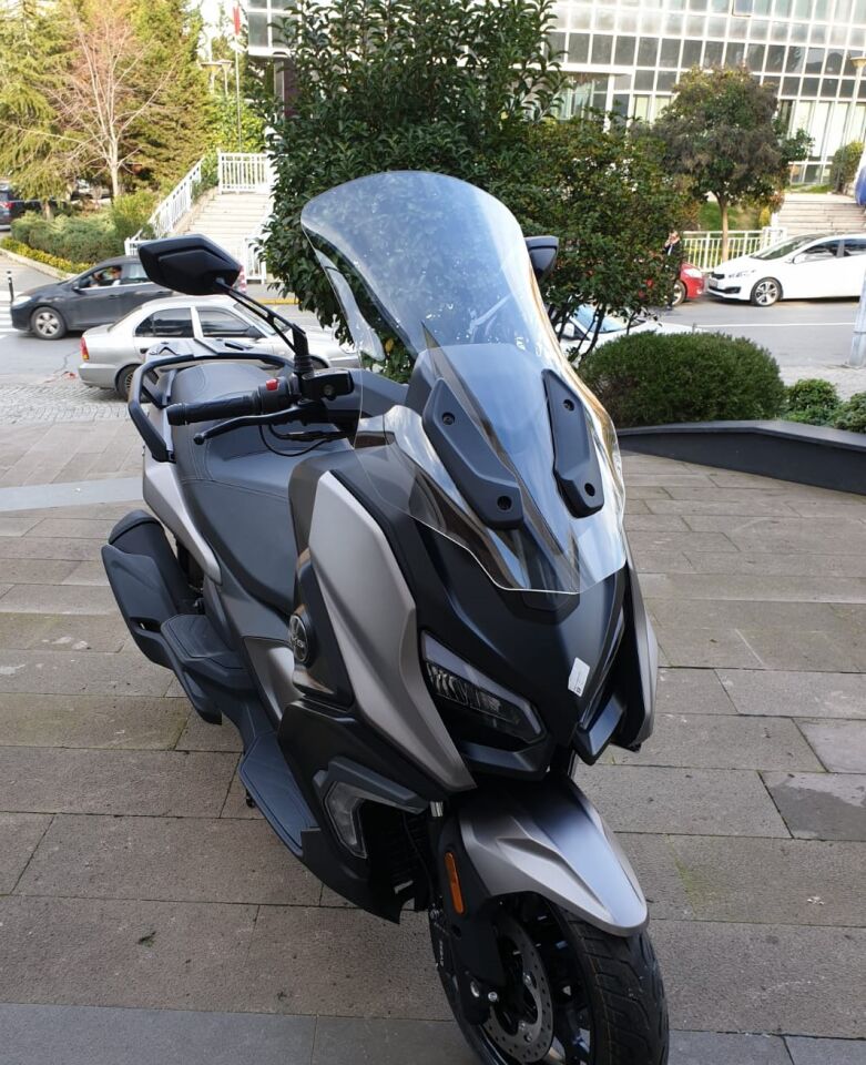 MOTOCAM QJ Fort 350 Ön Cam 2023-2026 Model 74cm Şeffaf Renkli 4mm UZUN