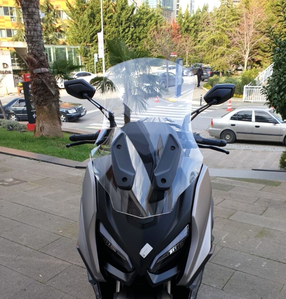 MOTOCAM QJ Fort 350 Ön Cam 2023-2026 Model 74cm Şeffaf Renkli 4mm UZUN