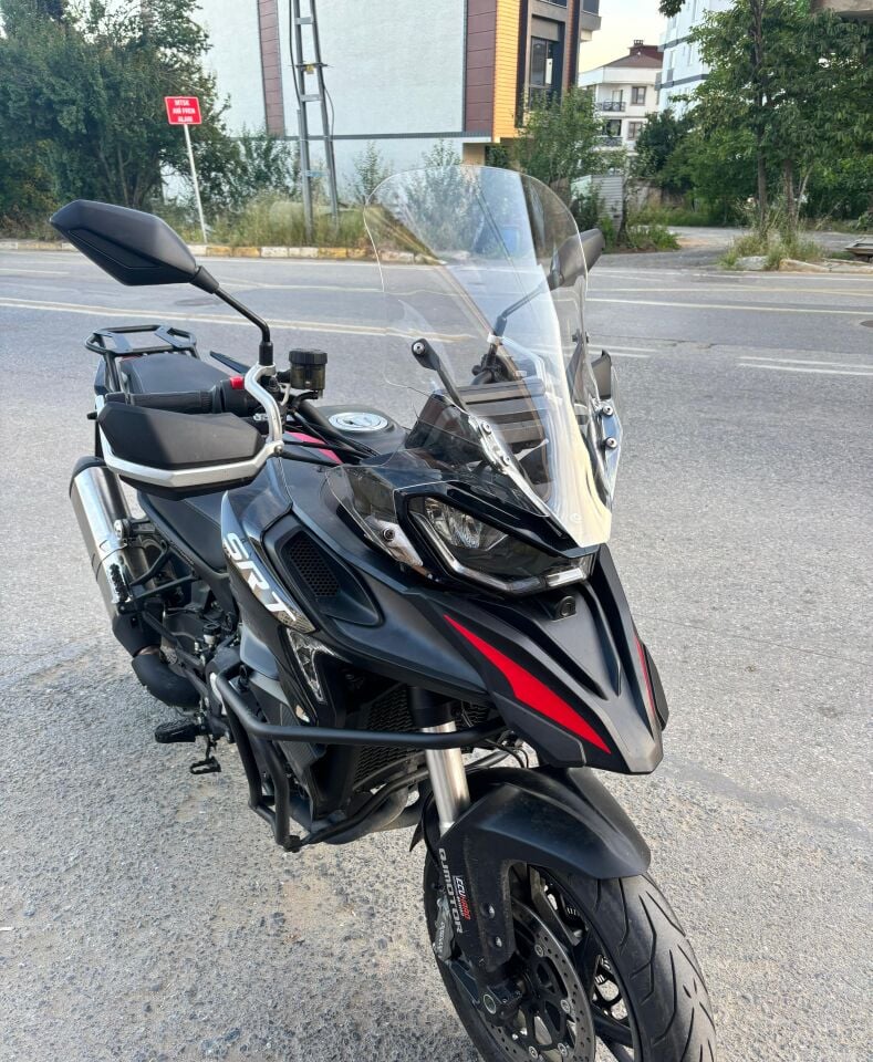 MOTOCAM QJ SRT 800 Ön Cam 2023-2026 Model 61cm Şeffaf Renkli 4mm