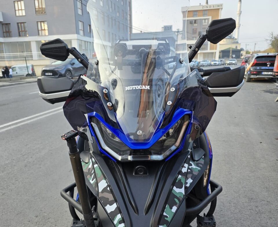 MOTOCAM QJ SRT 800 Yan deflektör Böbreklik Siyah Renkli 4mm