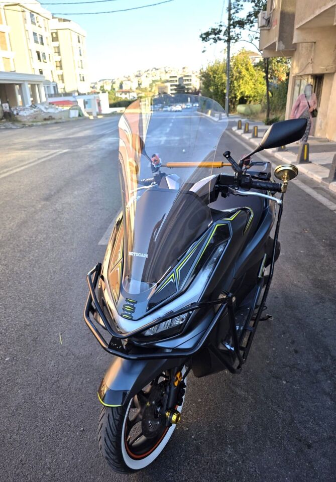 MOTOCAM Honda PCX Ön Cam 2025-2026 Model 66cm Şeffaf Renkli 4mm