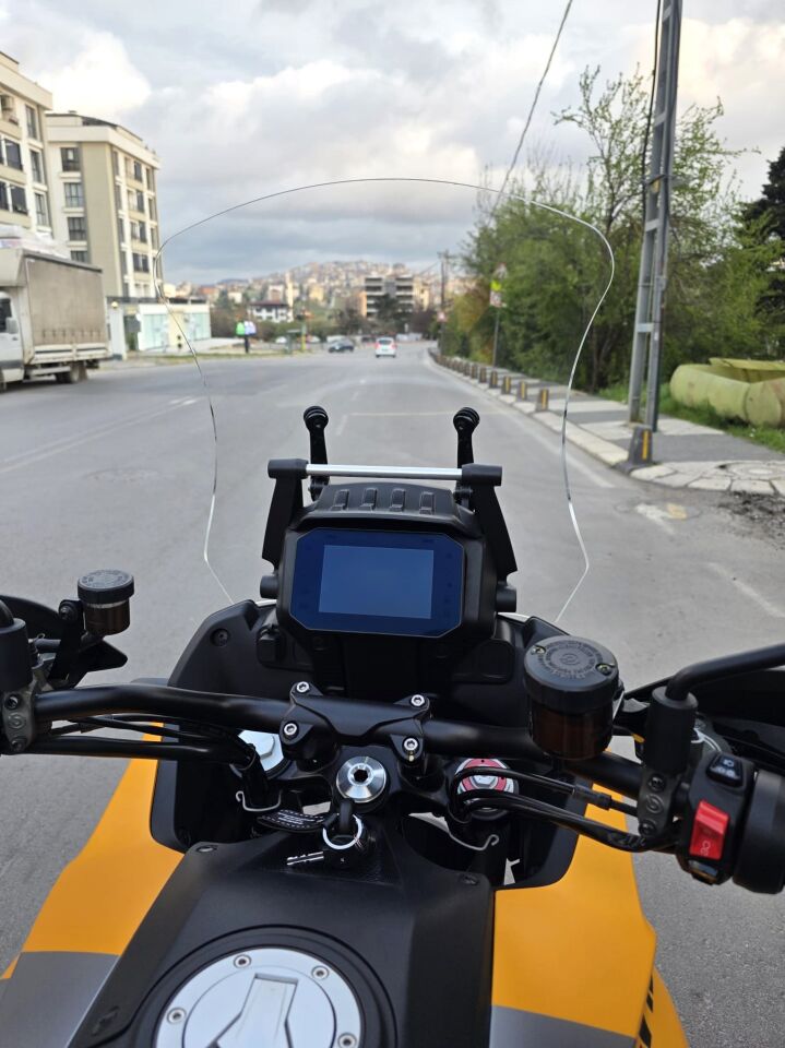 MOTOCAM Moto Guzzi Stelvio Ön Cam 2024-2026 Model 55cm Şeffaf Renkli 4mm