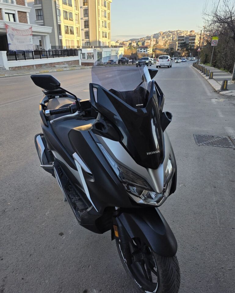 MOTOCAM Honda Forza 250 Ön Cam 2018-2020 Model 47cm Füme Renkli 4mm