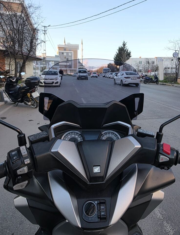 MOTOCAM Honda Forza 250 Ön Cam 2018-2020 Model 47cm Füme Renkli 4mm