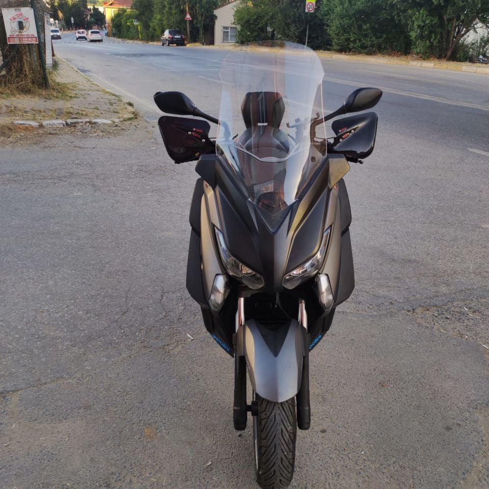 Yamaha Xmax 250 Ön Cam 2014-2017 Model 58cm