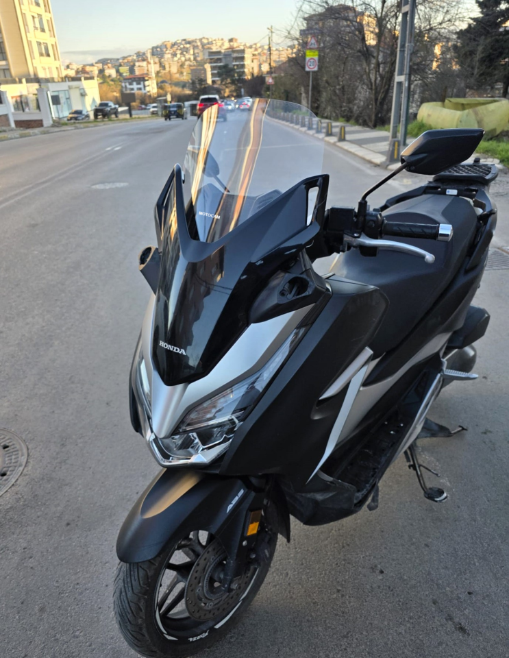 MOTOCAM Honda Forza 250 Ön Cam 2018-2020 Model 47cm Şeffaf Renkli 4mm