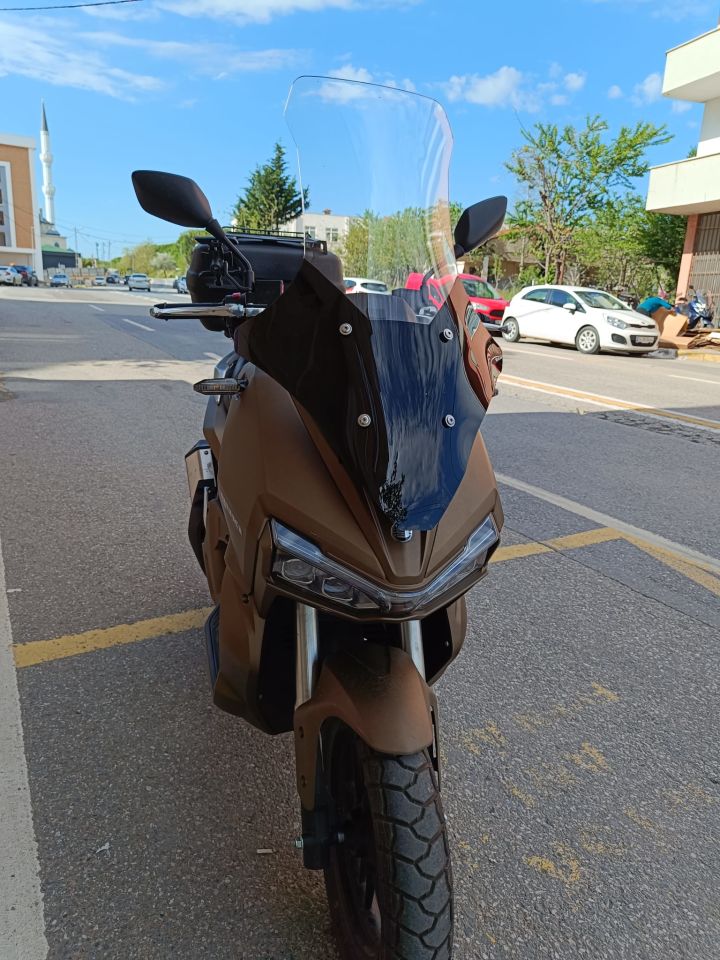 Yuki Adventure 150 Ön Cam 2023-2025 Model