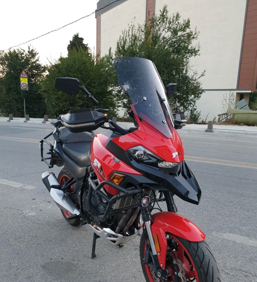 MOTOCAM RKN 530 ADV Ön Cam 2021-2026 Model 55cm Füme Renkli 4mm