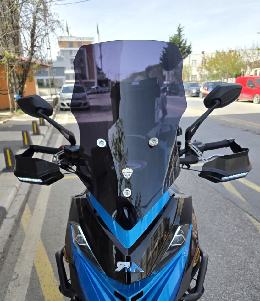 MOTOCAM RKN 530 ADV Ön Cam 2021-2026 Model 55cm Siyah Renkli 4mm