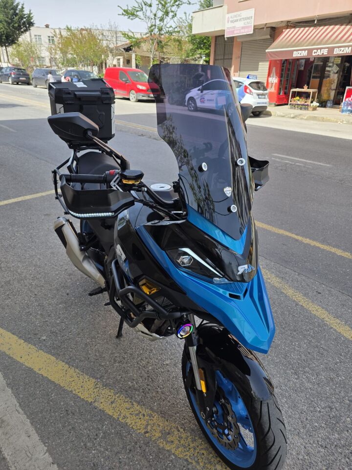 MOTOCAM RKN 530 ADV Ön Cam 2021-2026 Model 55cm Siyah Renkli 4mm