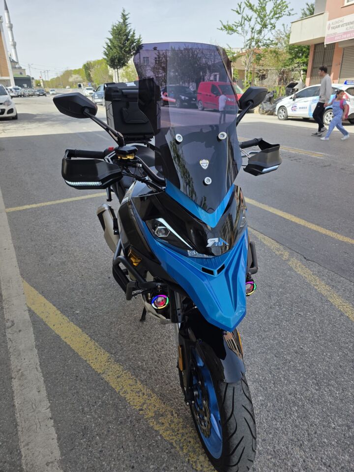 MOTOCAM RKN 530 ADV Ön Cam 2021-2026 Model 55cm Siyah Renkli 4mm