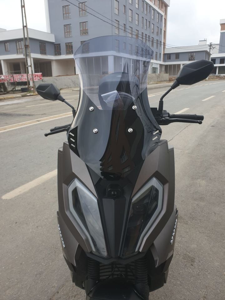Yuki Defender Ön Cam 2023-2025 Model 63cm